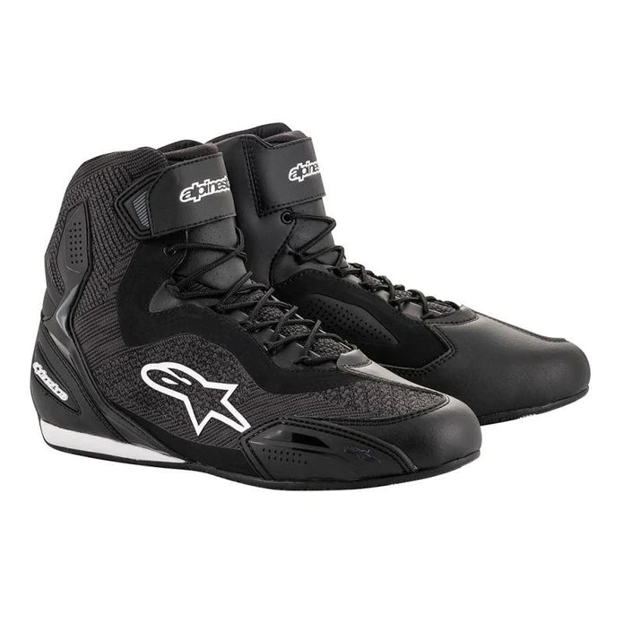 BOOTS – Clare's Cycle & Sports Ltd.